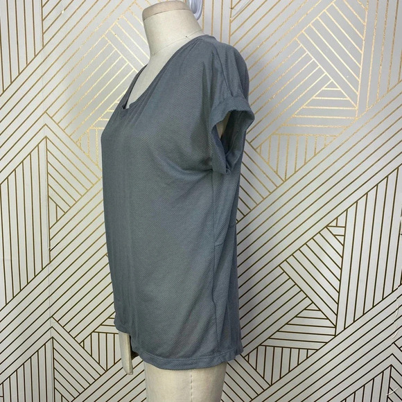 Sweaty Betty Ab Crunch V-Neck T-Shirt Grey - Picture 4 of 9